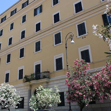 Colosseum New Charming Apartment Rome Buitenkant foto