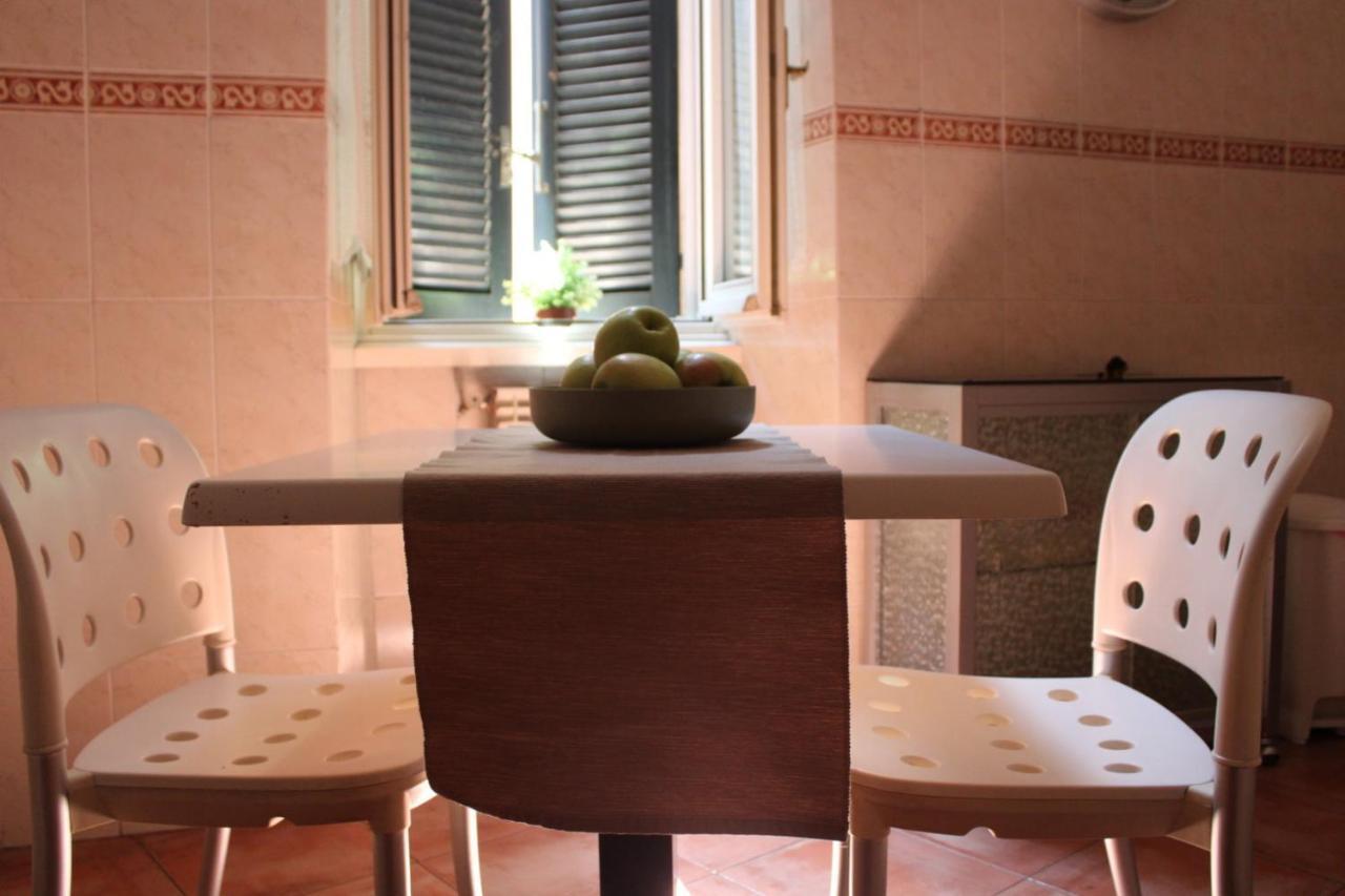 Colosseum New Charming Apartment Rome Buitenkant foto